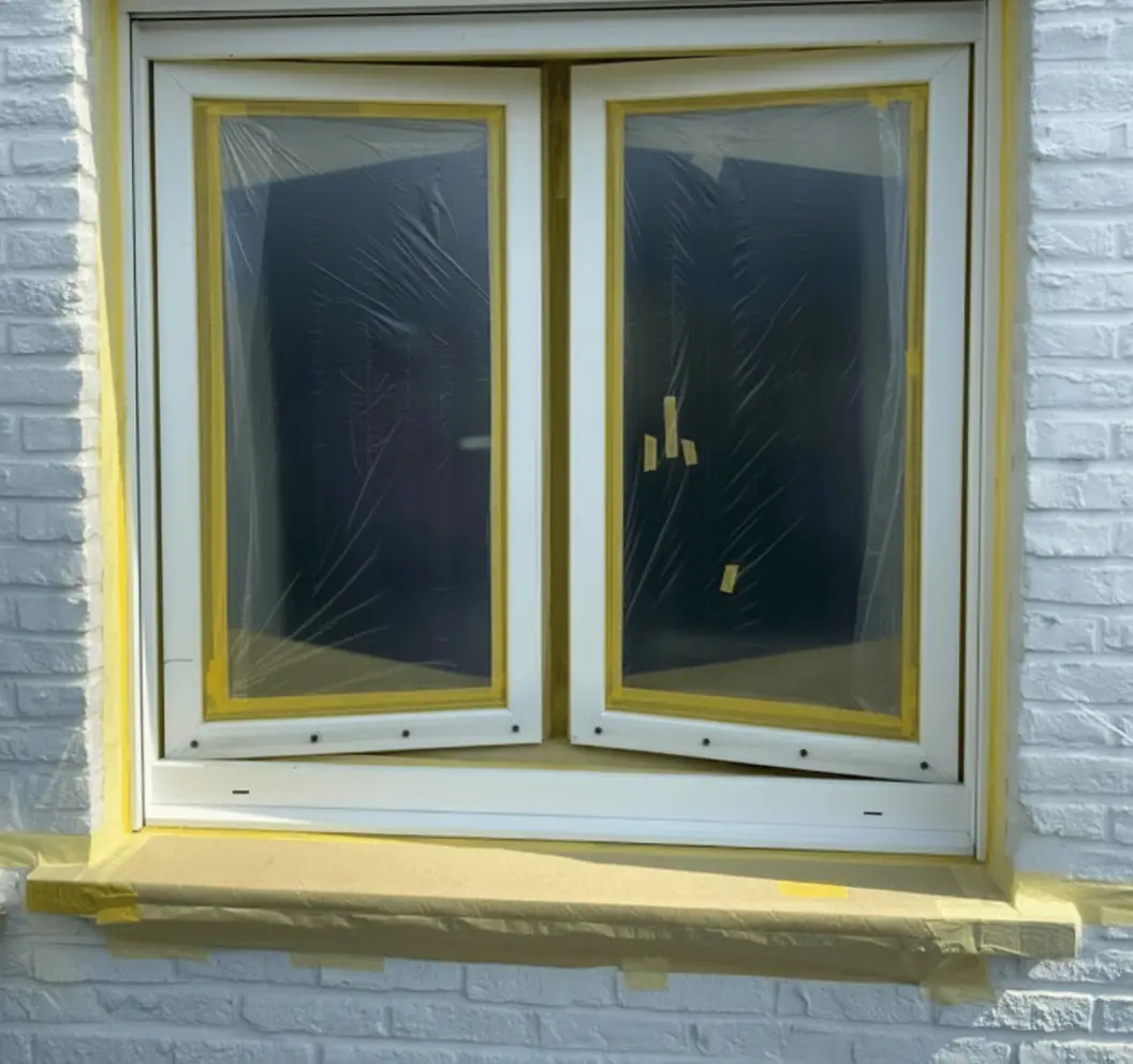 Aluminium exterior door with lacquer damage before relacquering